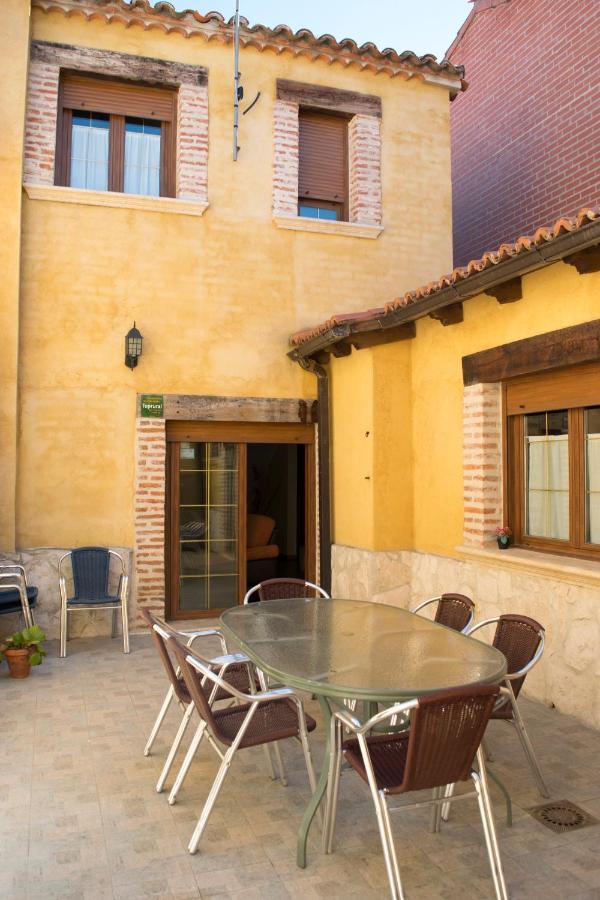 Vivienda Turistica El Caneco ทอร์เดซียัส ภายนอก รูปภาพ