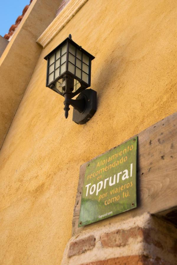Vivienda Turistica El Caneco ทอร์เดซียัส ภายนอก รูปภาพ