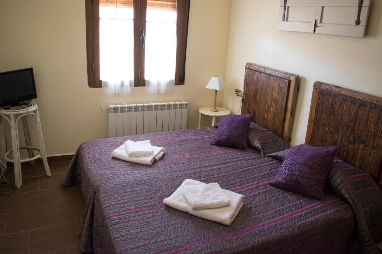 Vivienda Turistica El Caneco ทอร์เดซียัส ภายนอก รูปภาพ